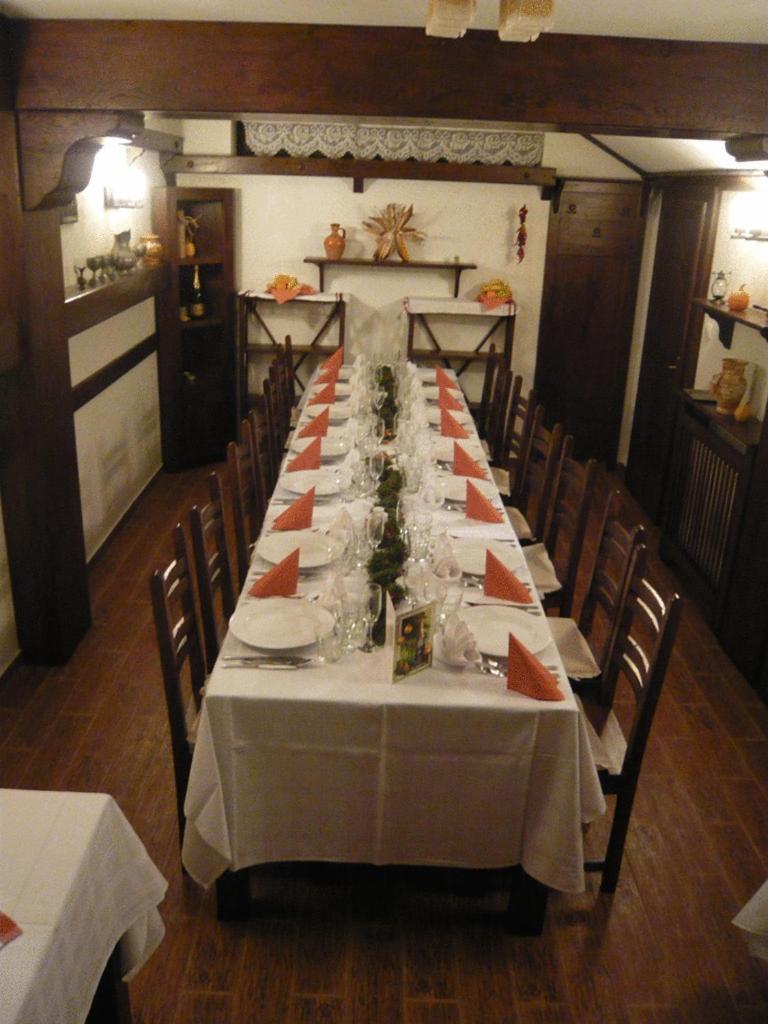 Hotel Crisana 3*
