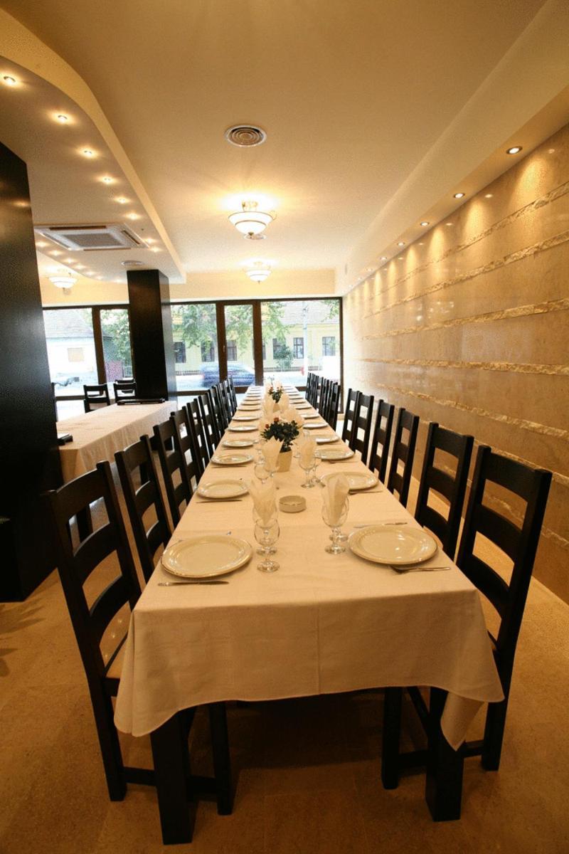 Crisana אראד